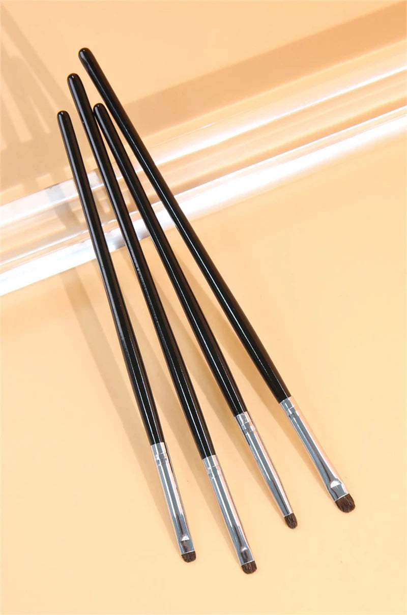 Small Angle Precise Detail Eyeshadow Brush Soft Horse Hair Eyelid Highlighter Lying Silkworm Makeup Brushes Eyes Make Up Tools